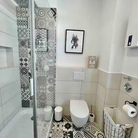 Luxus In Zentrale Lage Von Siegburg