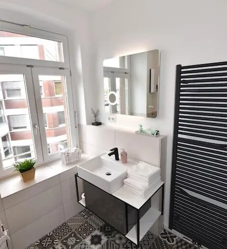 Luxus In Zentrale Lage Von *